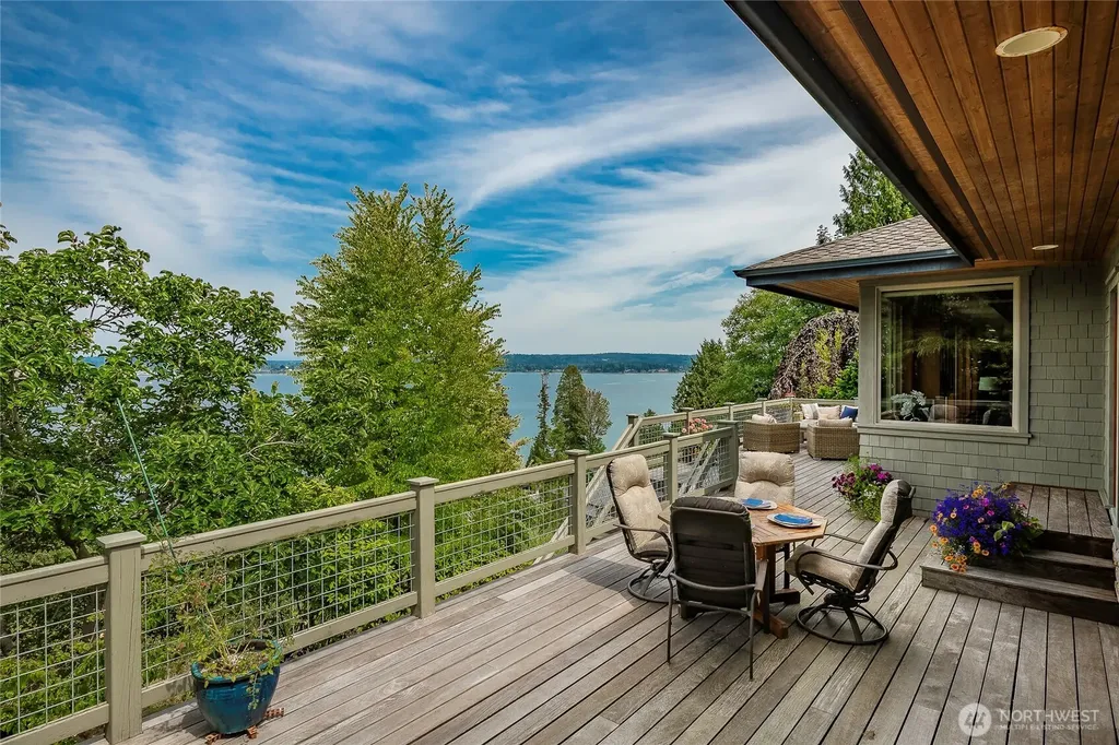 5454 Puffin Place Blaine WA 98230