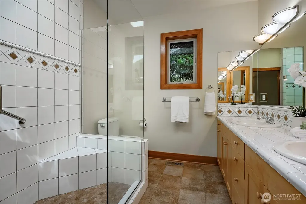 5454 Puffin Place Blaine WA 98230
