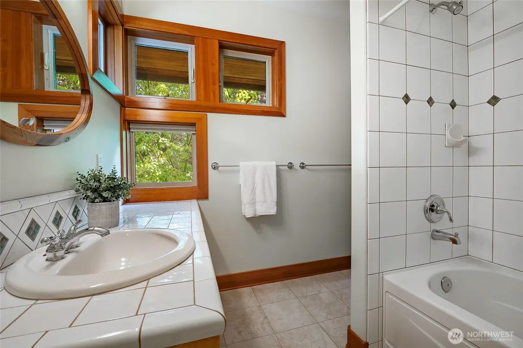 5454 Puffin Place Blaine WA 98230