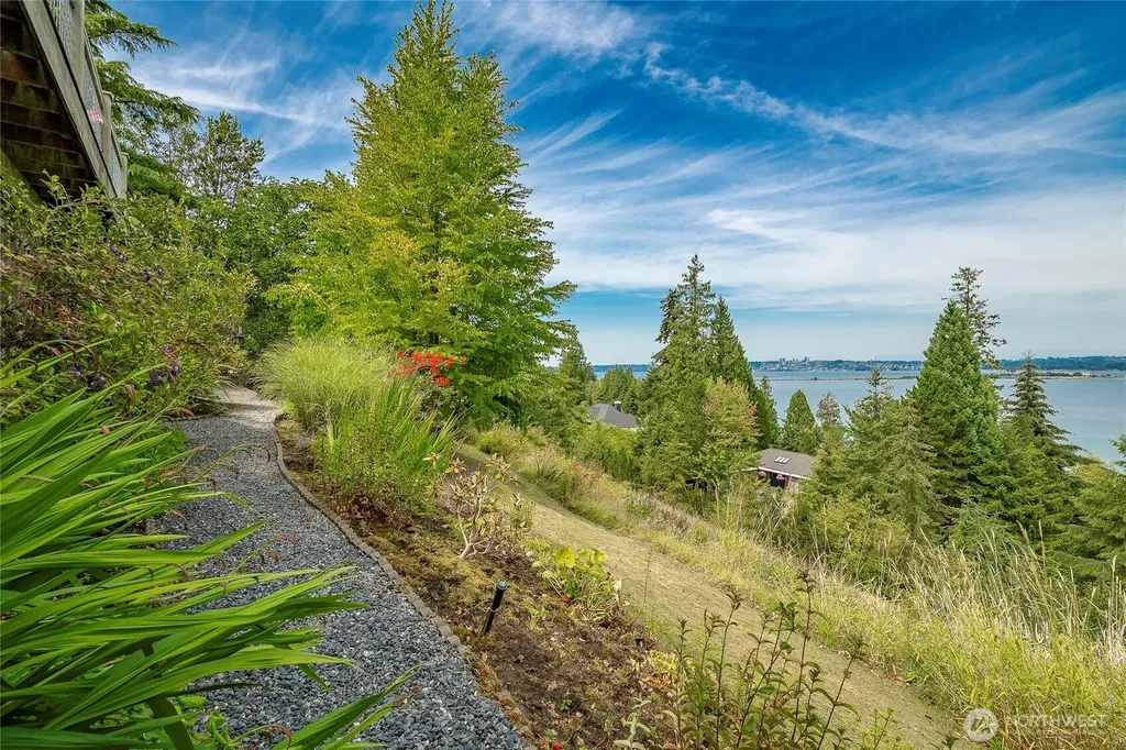 5454 Puffin Place Blaine WA 98230