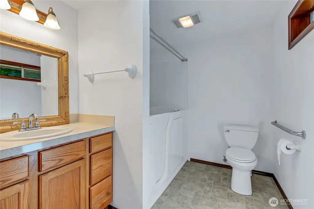 3871 Stikes Drive SE Lacey WA 98503