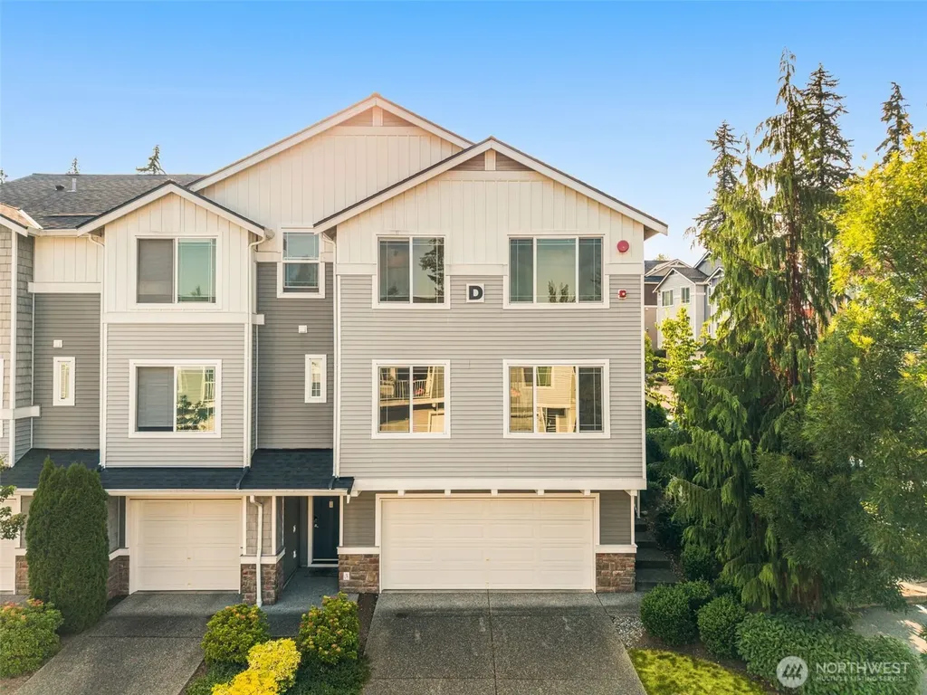 15720 Manor Way Lynnwood WA 98087