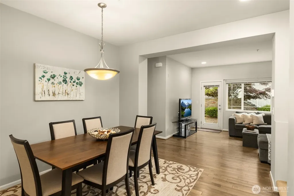 15720 Manor Way Lynnwood WA 98087