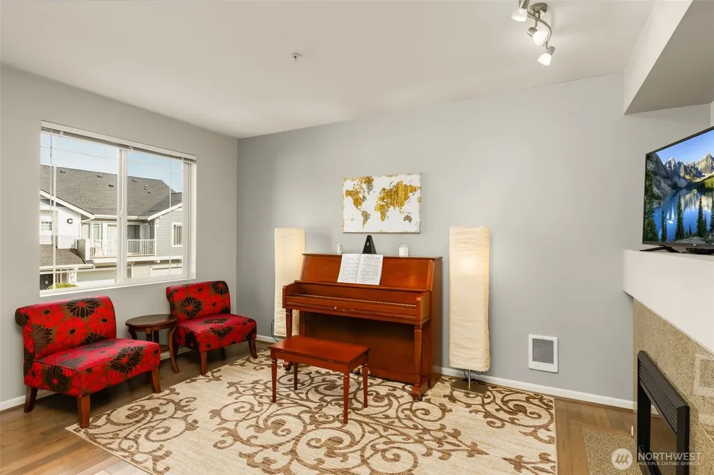 15720 Manor Way Lynnwood WA 98087