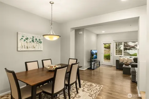 15720 Manor Way Lynnwood WA 98087