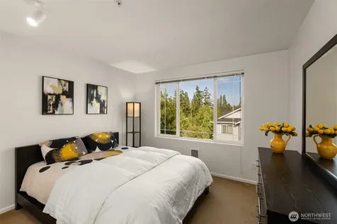15720 Manor Way Lynnwood WA 98087