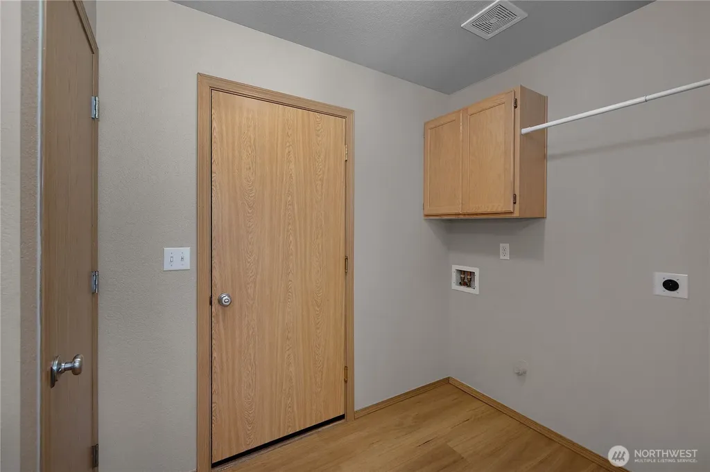 7039 Lazy Court SW Tumwater WA 98512