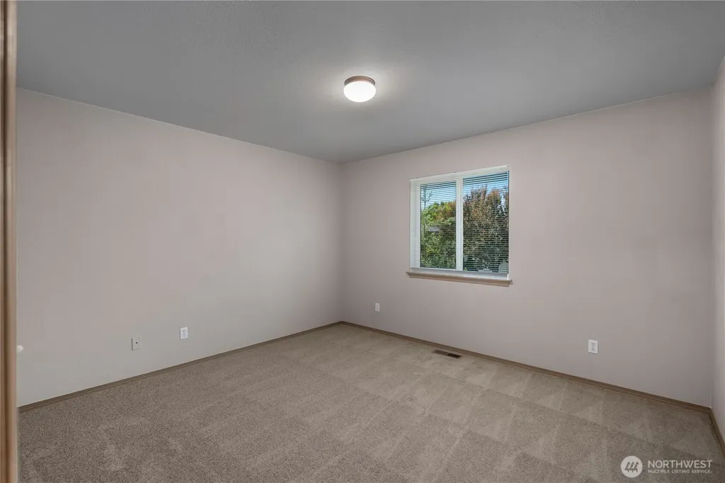 7039 Lazy Court SW Tumwater WA 98512