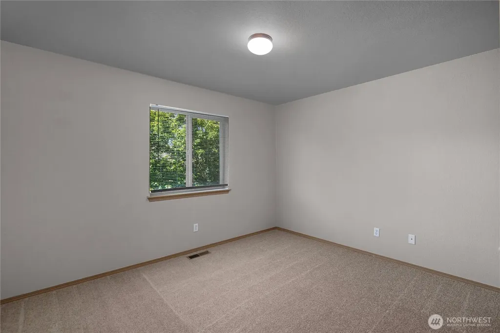 7039 Lazy Court SW Tumwater WA 98512