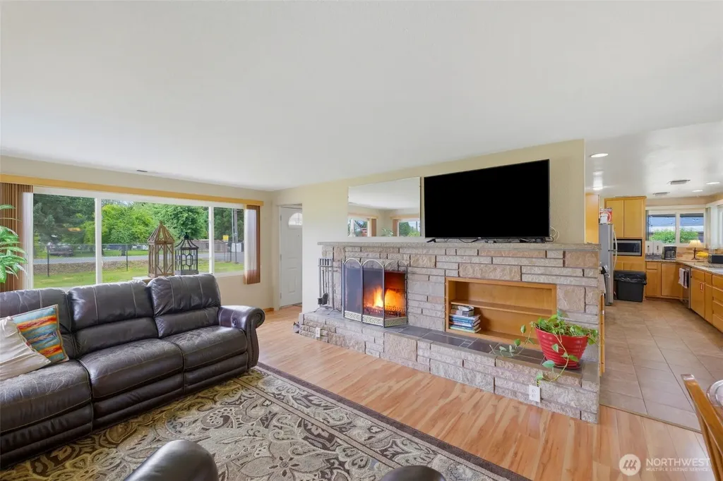 3707 128th Street E Tacoma WA 98446