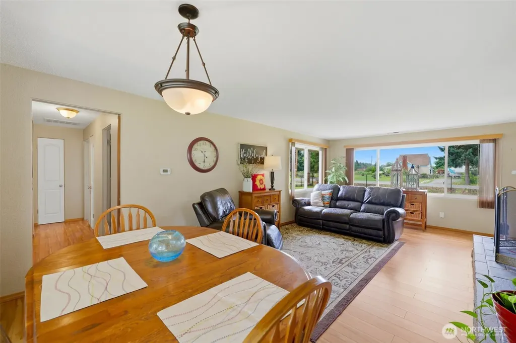 3707 128th Street E Tacoma WA 98446