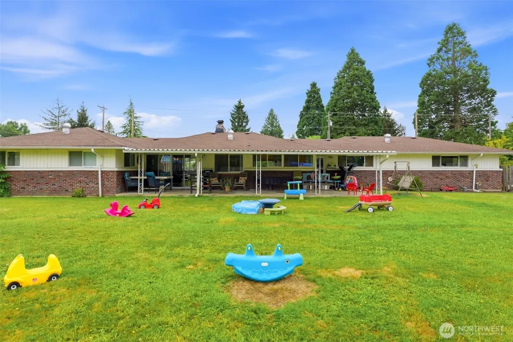 3707 128th Street E Tacoma WA 98446