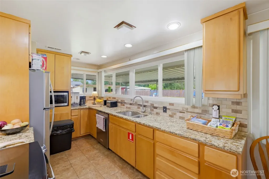 3707 128th Street E Tacoma WA 98446