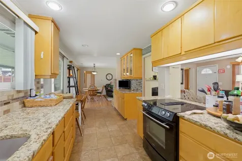 3707 128th Street E Tacoma WA 98446