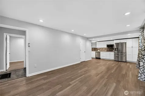 6704 23rd Avenue SW Seattle WA 98106