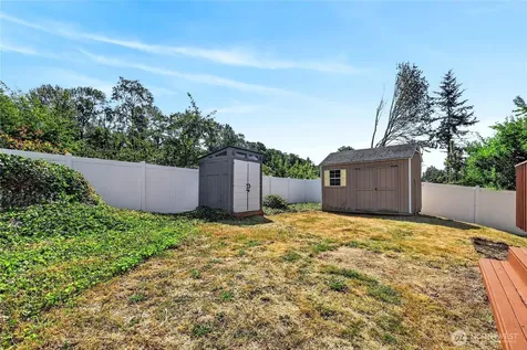 6704 23rd Avenue SW Seattle WA 98106
