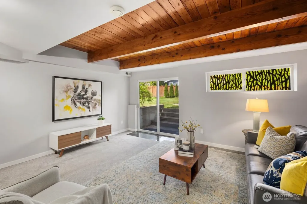 7523 141st Avenue NE Redmond WA 98052