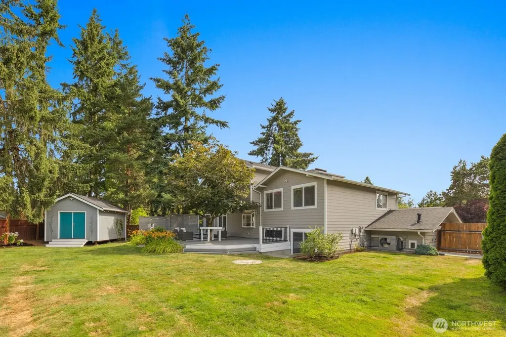 7523 141st Avenue NE Redmond WA 98052