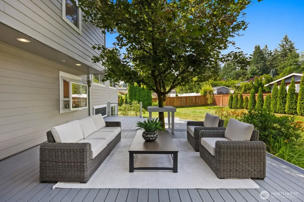 7523 141st Avenue NE Redmond WA 98052