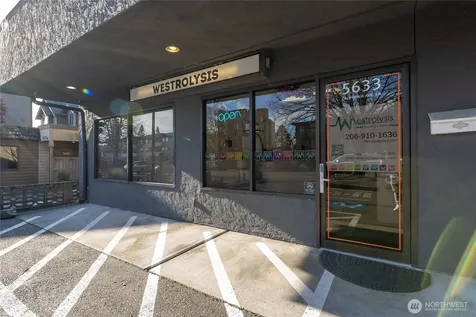 5631 California Avenue SW Seattle WA 98136