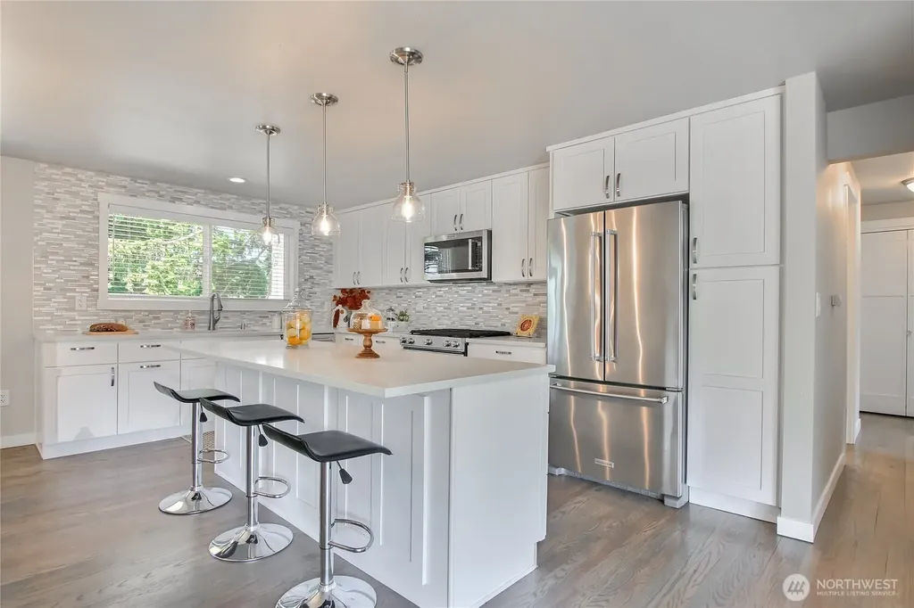 2025 Edmonds Avenue NE Renton WA 98056
