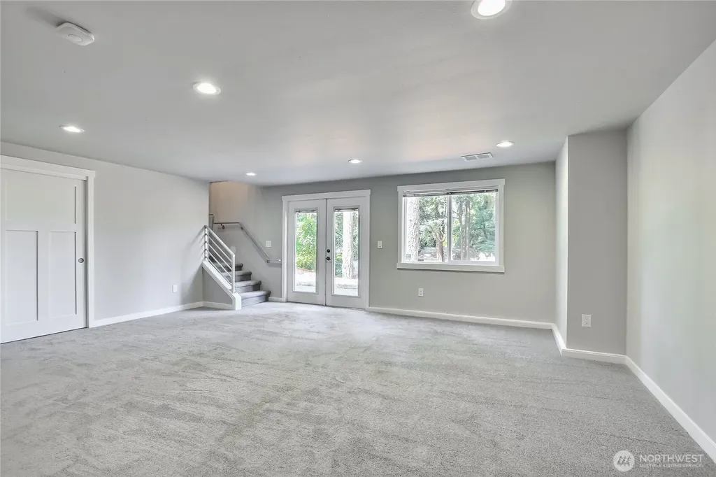 2025 Edmonds Avenue NE Renton WA 98056