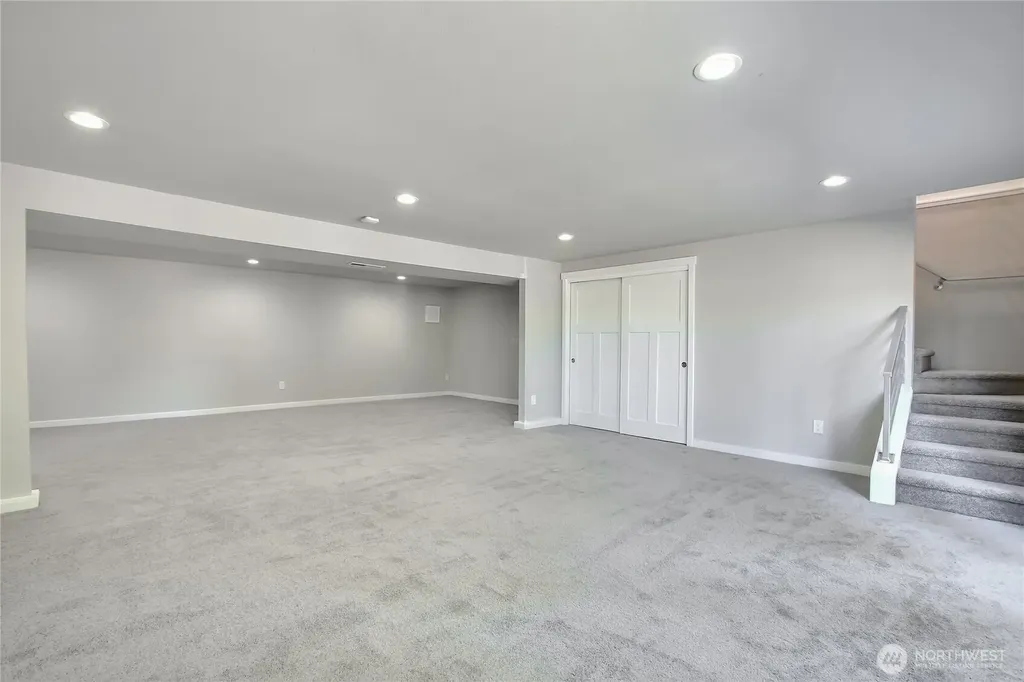 2025 Edmonds Avenue NE Renton WA 98056