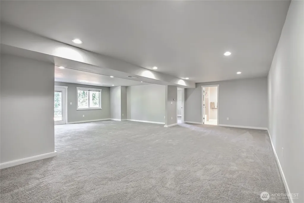 2025 Edmonds Avenue NE Renton WA 98056