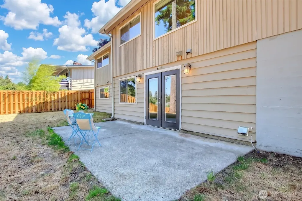 2025 Edmonds Avenue NE Renton WA 98056