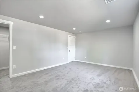 2025 Edmonds Avenue NE Renton WA 98056