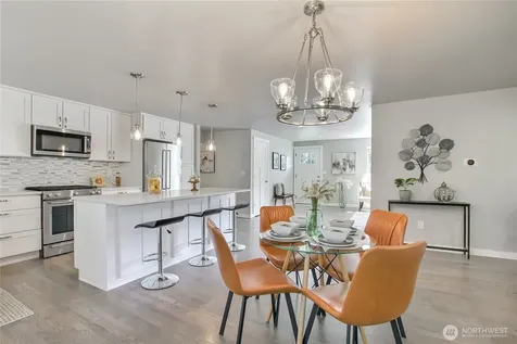 2025 Edmonds Avenue NE Renton WA 98056