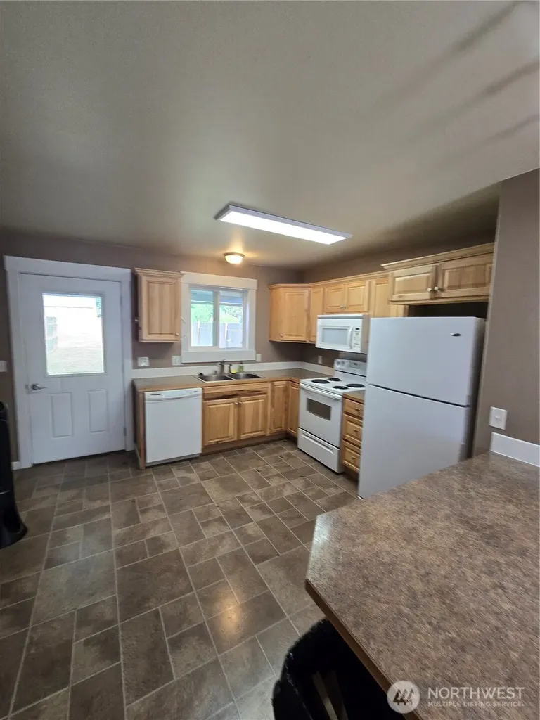 1402 Juniper Street Oroville WA 98844