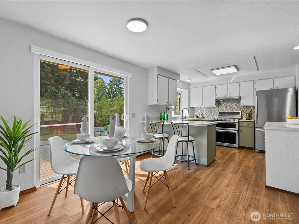 16811 5th Avenue SE Bothell WA 98012