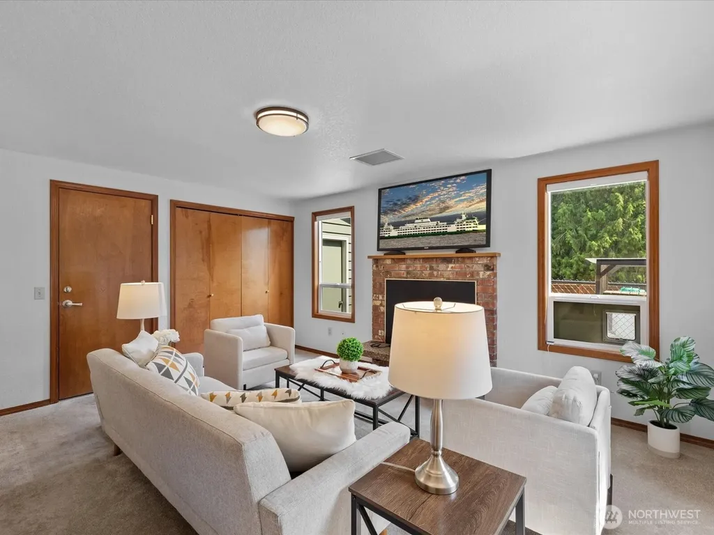 16811 5th Avenue SE Bothell WA 98012
