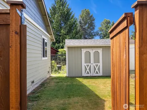 16811 5th Avenue SE Bothell WA 98012