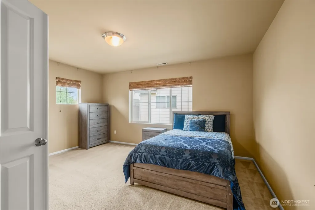 3857 Tribute Circle E Fife WA 98424