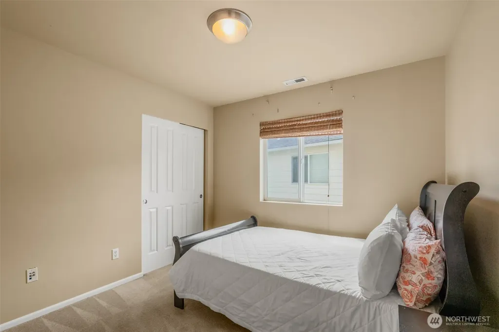 3857 Tribute Circle E Fife WA 98424
