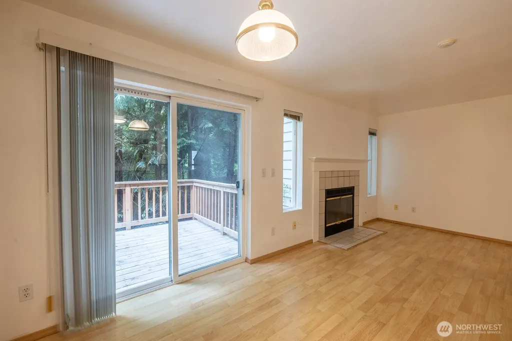 5010 168th Street SW Lynnwood WA 98037