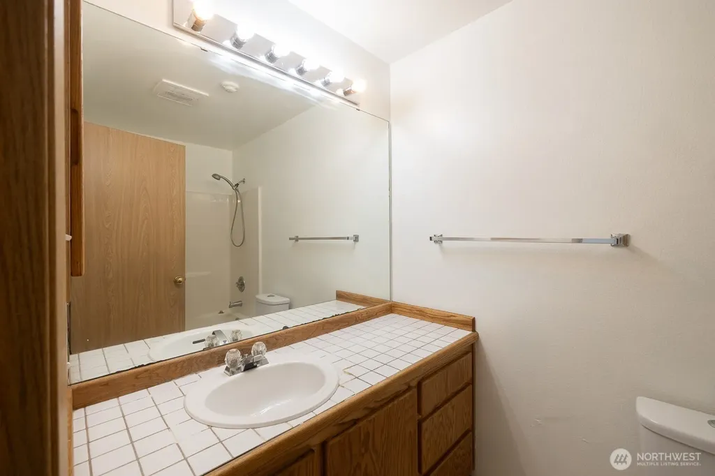 5010 168th Street SW Lynnwood WA 98037