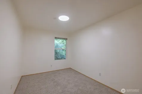 5010 168th Street SW Lynnwood WA 98037