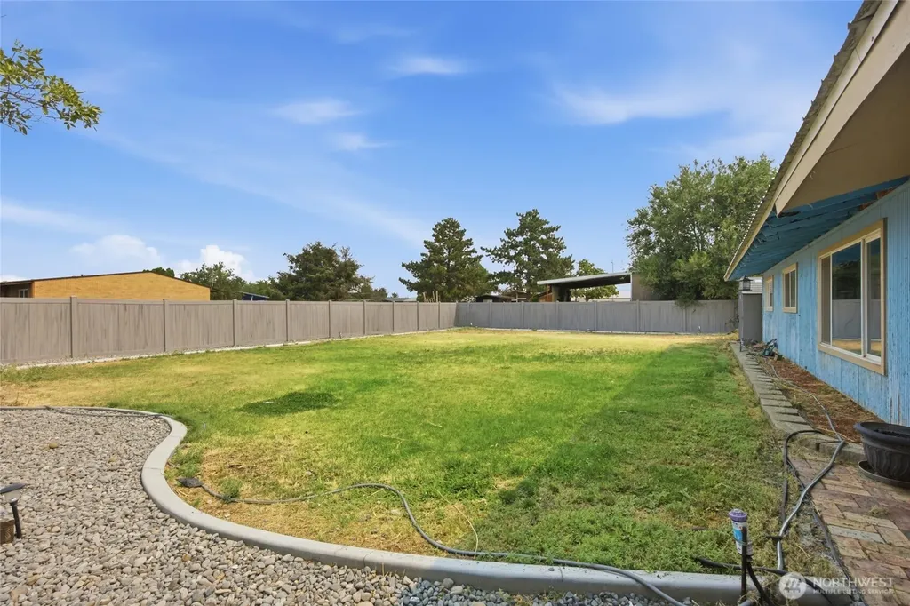 410 Loring Drive Moses Lake WA 98837