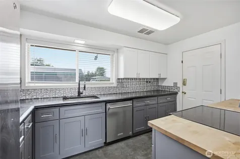 410 Loring Drive Moses Lake WA 98837