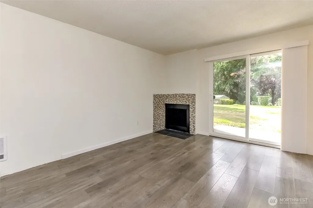 15280 Macadam Road S Tukwila WA 98188