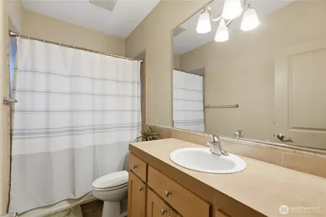 2540 14th Avenue W Seattle WA 98119