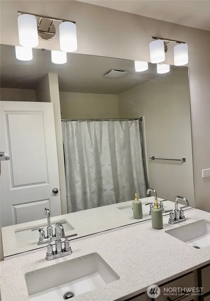 8409 52nd St NE Marysville WA 98270