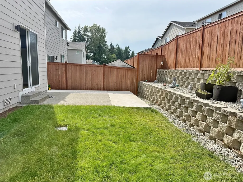 8409 52nd St NE Marysville WA 98270
