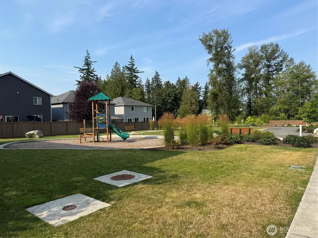 8409 52nd St NE Marysville WA 98270