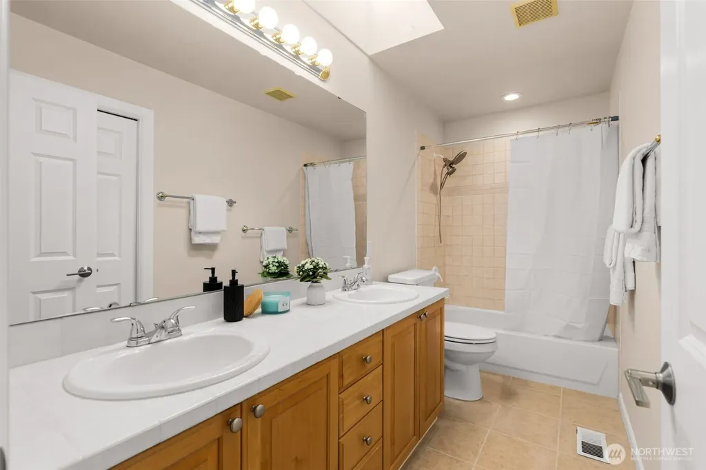 1907 2nd Street Kirkland WA 98033