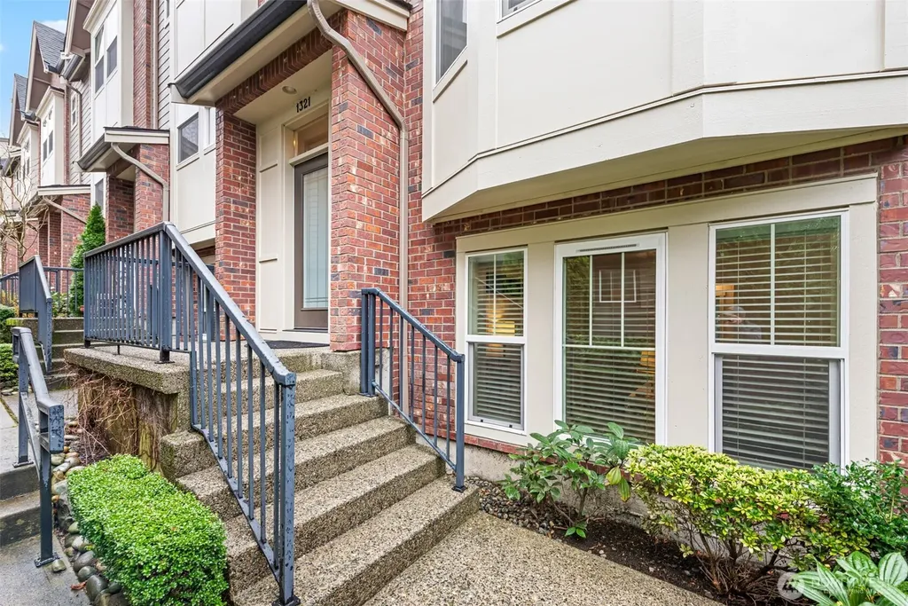 1321 Greenwish Walk NE Issaquah WA 98029