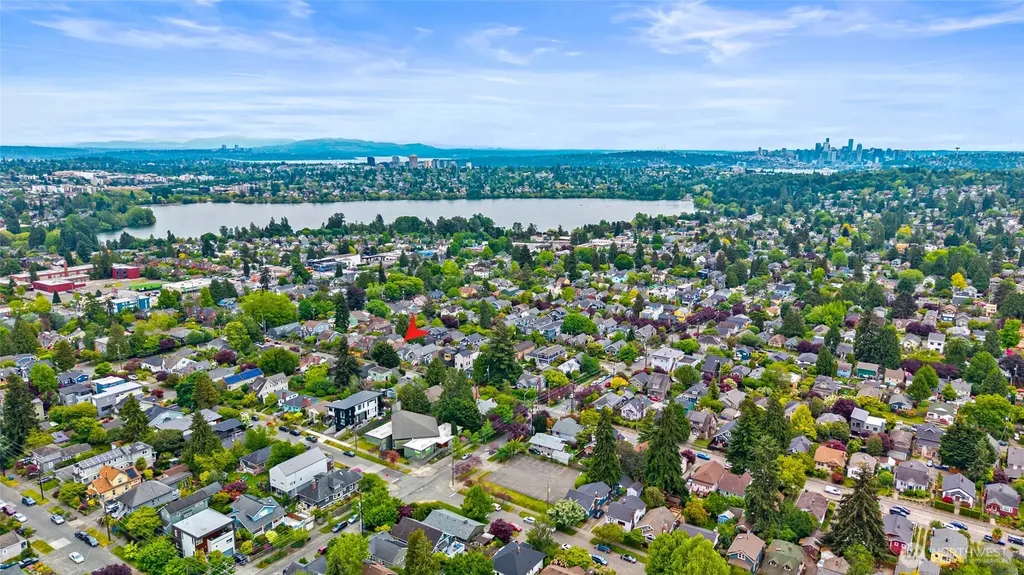 731 N 80th Street Seattle WA 98103